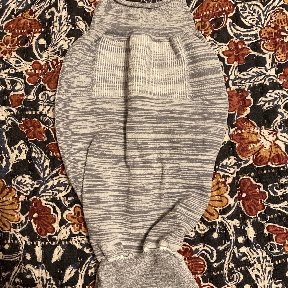 Swaddelini, size small, gray